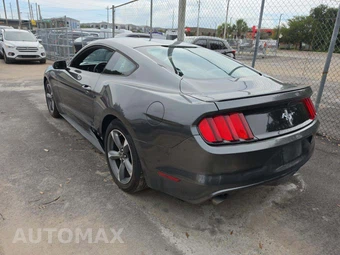 2015 Ford Mustang V6 Coupe – miniatura 2