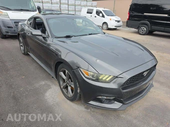 2015 Ford Mustang V6 Coupe – miniatura 4