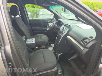 2015 Ford Police Interceptor Utility – miniatura 18