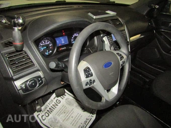 2015 Ford Police Interceptor Utility – miniatura 9