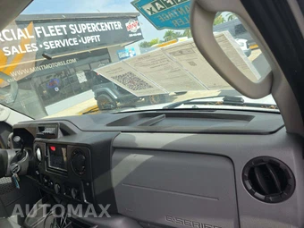 2015 Ford Super Duty E-350 Cutaway - miniatura 16