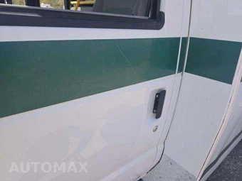 2015 Ford Super Duty E-350 Cutaway DRW - miniatura 3