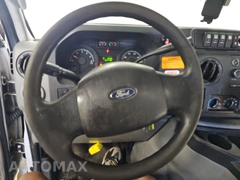 2015 Ford Super Duty E-350 Cutaway DRW - miniatura 10