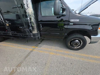 2015 Ford Super Duty E-350 Cutaway DRW - miniatura 3