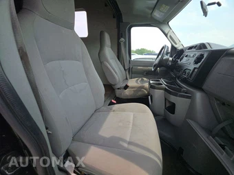 2015 Ford Super Duty E-350 Cutaway DRW - miniatura 8