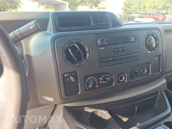2015 Ford Super Duty E-350 Cutaway DRW - miniatura 11