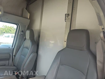 2015 Ford Super Duty E-350 Cutaway DRW - miniatura 13