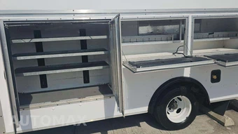 2015 Ford Super Duty E-350 Cutaway DRW - miniatura 22