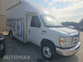 2015 Ford Super Duty E-350 Cutaway DRW - miniatura 3