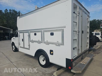 2015 Ford Super Duty E-350 Cutaway DRW - miniatura 6