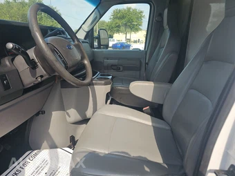 2015 Ford Super Duty E-350 Cutaway DRW - miniatura 7