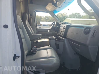 2015 Ford Super Duty E-350 Cutaway DRW - miniatura 8