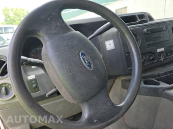 2015 Ford Super Duty E-350 Cutaway DRW - miniatura 10