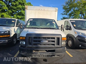 2015 Ford Super Duty E-350 Cutaway DRW - miniatura 2