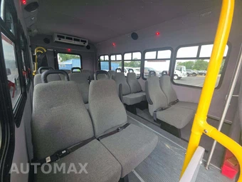 2015 Ford Super Duty E-450 Cutaway DRW - miniatura 17