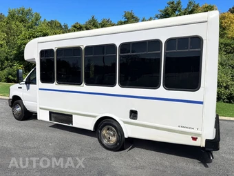 2015 Ford Super Duty E-450 Cutaway DRW - miniatura 10