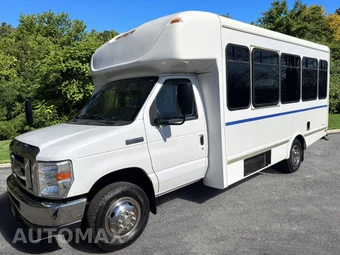 2015 Ford Super Duty E-450 Cutaway DRW - miniatura 12