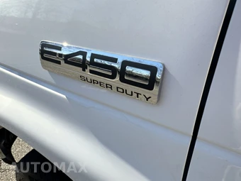 2015 Ford Super Duty E-450 Cutaway DRW - miniatura 16