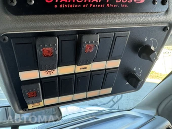 2015 Ford Super Duty E-450 Cutaway DRW - miniatura 34
