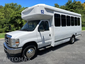2015 Ford Super Duty E-450 Cutaway DRW - miniatura 15