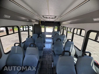 2015 Ford Super Duty E-450 Cutaway DRW - miniatura 28