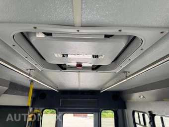 2015 Ford Super Duty E-450 Cutaway DRW - miniatura 37