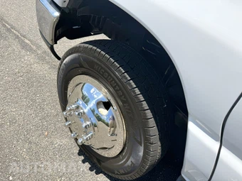 2015 Ford Super Duty E-450 Cutaway DRW - miniatura 42