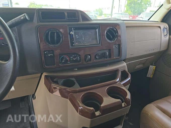 2015 Ford Super Duty E-450 Cutaway DRW - miniatura 10