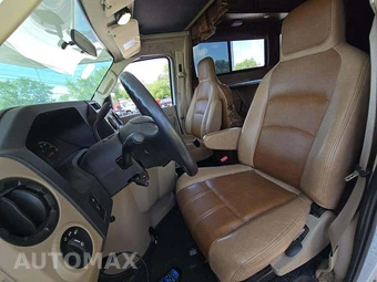 2015 Ford Super Duty E-450 Cutaway DRW - miniatura 6