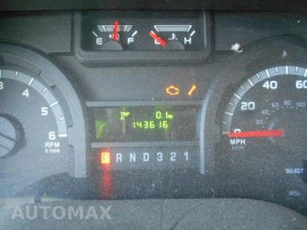 2015 Ford Super Duty E-450 Cutaway DRW - miniatura 7