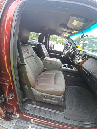 2015 Ford Super Duty F-250 King Ranch Crew Cab Medium Bed - miniatura 18