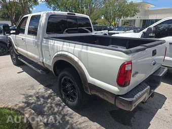 2015 Ford Super Duty F-250 King Ranch Crew Cab Medium Bed - miniatura 2