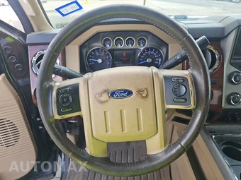 2015 Ford Super Duty F-250 King Ranch Crew Cab Medium Bed - miniatura 10