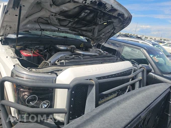 2015 Ford Super Duty F-250 King Ranch Crew Cab Medium Bed - miniatura 2