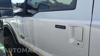 2015 Ford Super Duty F-250 King Ranch Crew Cab Medium Bed - miniatura 31