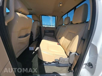 2015 Ford Super Duty F-250 Lariat Crew Cab Medium Bed - miniatura 13