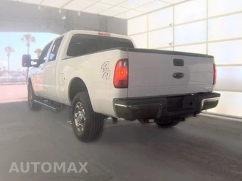 2015 Ford Super Duty F-250 Lariat Crew Cab Medium Bed - miniatura 6
