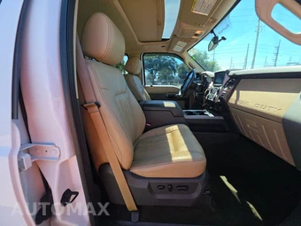 2015 Ford Super Duty F-250 Lariat Crew Cab Medium Bed - miniatura 8