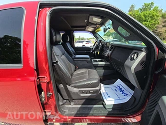 2015 Ford Super Duty F-250 Lariat Crew Cab Medium Bed - miniatura 15