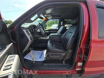 2015 Ford Super Duty F-250 Lariat Crew Cab Medium Bed - miniatura 3