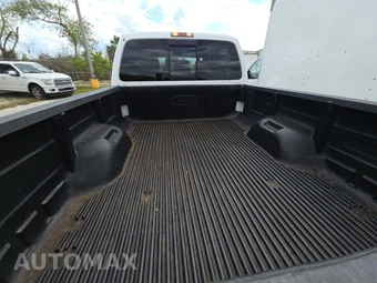2015 Ford Super Duty F-250 Lariat Crew Cab Medium Bed - miniatura 16
