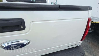 2015 Ford Super Duty F-250 Lariat Crew Cab Medium Bed - miniatura 31