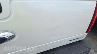 2015 Ford Super Duty F-250 Lariat Crew Cab Medium Bed - miniatura 32