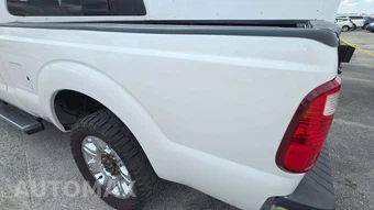 2015 Ford Super Duty F-250 Lariat Crew Cab Medium Bed - miniatura 33
