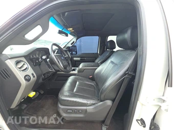 2015 Ford Super Duty F-250 Lariat Crew Cab Medium Bed - miniatura 7