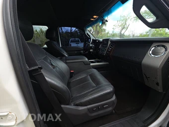 2015 Ford Super Duty F-250 Lariat Crew Cab Medium Bed - miniatura 8