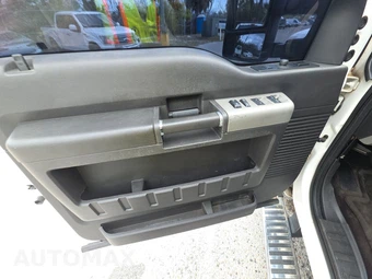 2015 Ford Super Duty F-250 Lariat Crew Cab Medium Bed - miniatura 9