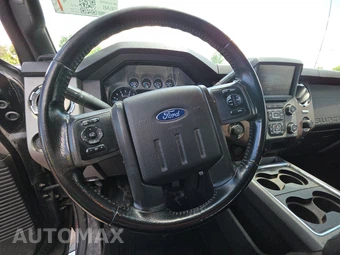 2015 Ford Super Duty F-250 Lariat Crew Cab Medium Bed - miniatura 10
