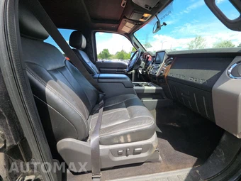 2015 Ford Super Duty F-250 Lariat Crew Cab Medium Bed - miniatura 8
