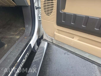 2015 Ford Super Duty F-250 Lariat Crew Cab Medium Bed - miniatura 38